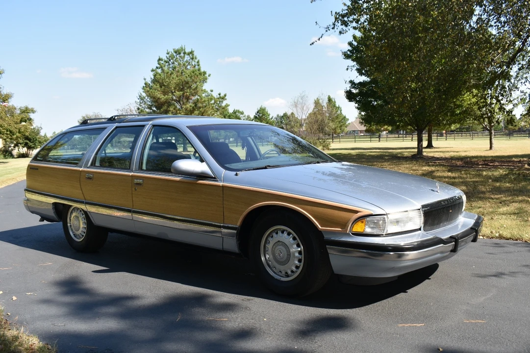 1994 Buick Roadmaster - Image 11 of 21