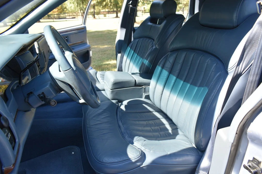 1994 Buick Roadmaster - Image 13 of 21