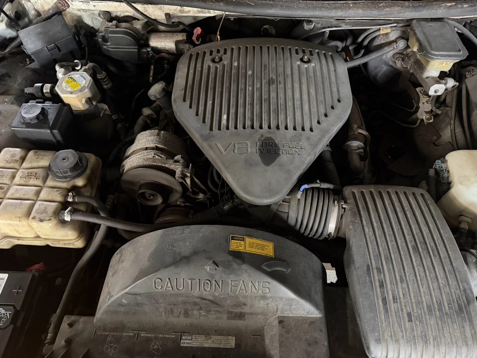 1994 Buick Roadmaster - Image 16 of 21