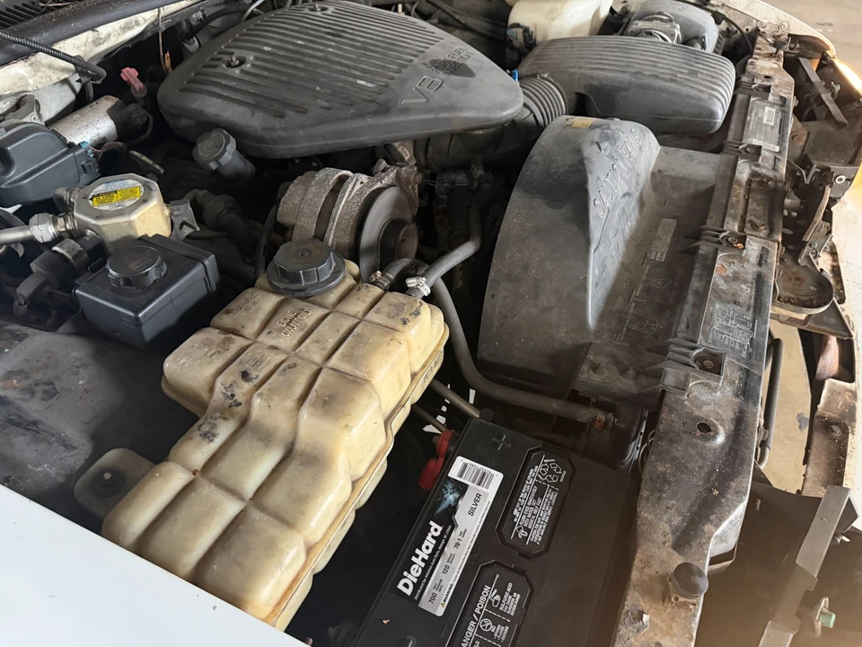 1994 Buick Roadmaster - Image 17 of 21