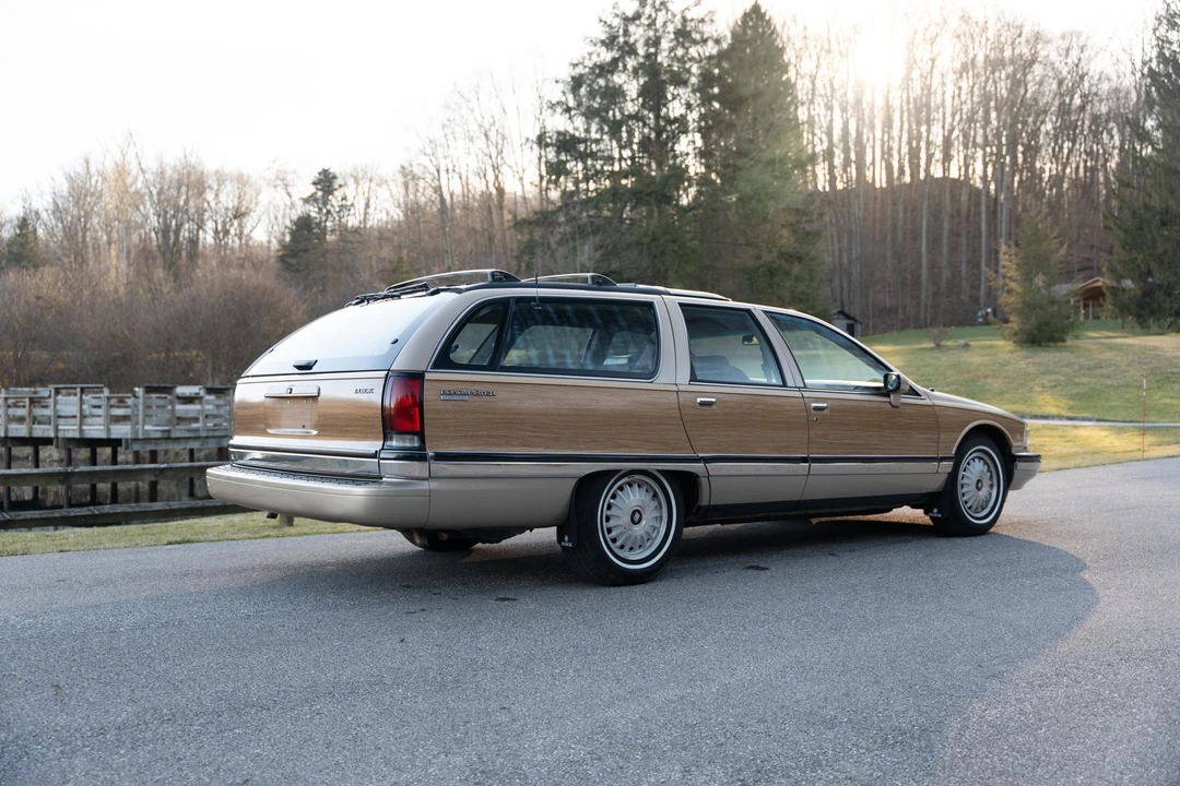 1994 Buick Roadmaster - Image 18 of 31