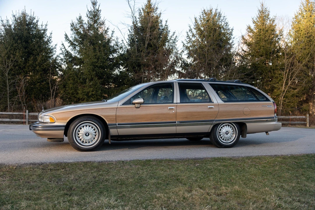 1994 Buick Roadmaster - Image 5 of 31