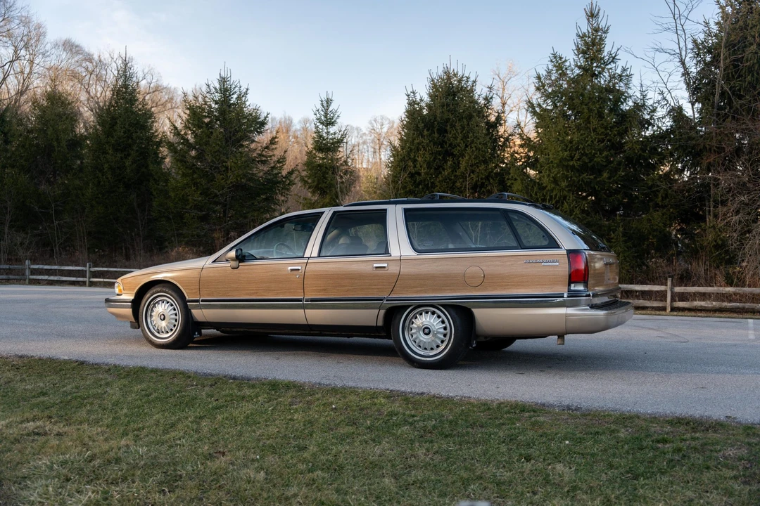 1994 Buick Roadmaster - Image 8 of 31
