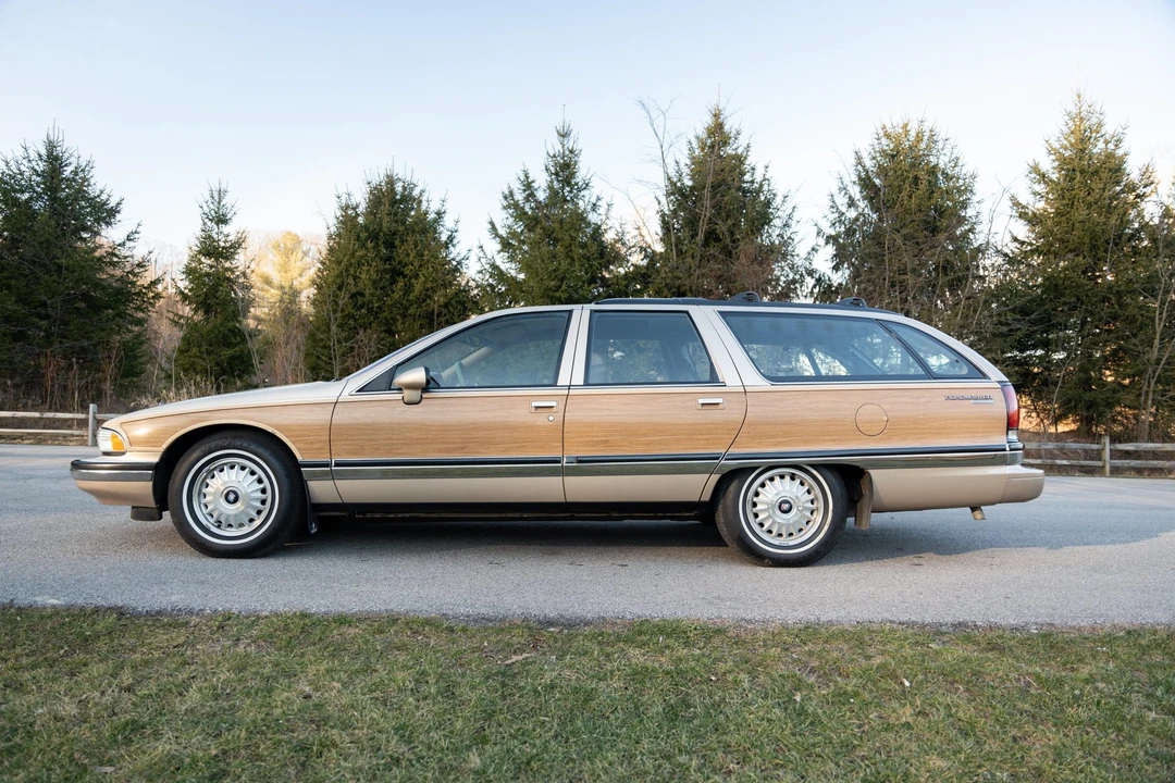 1994 Buick Roadmaster - Image 7 of 31