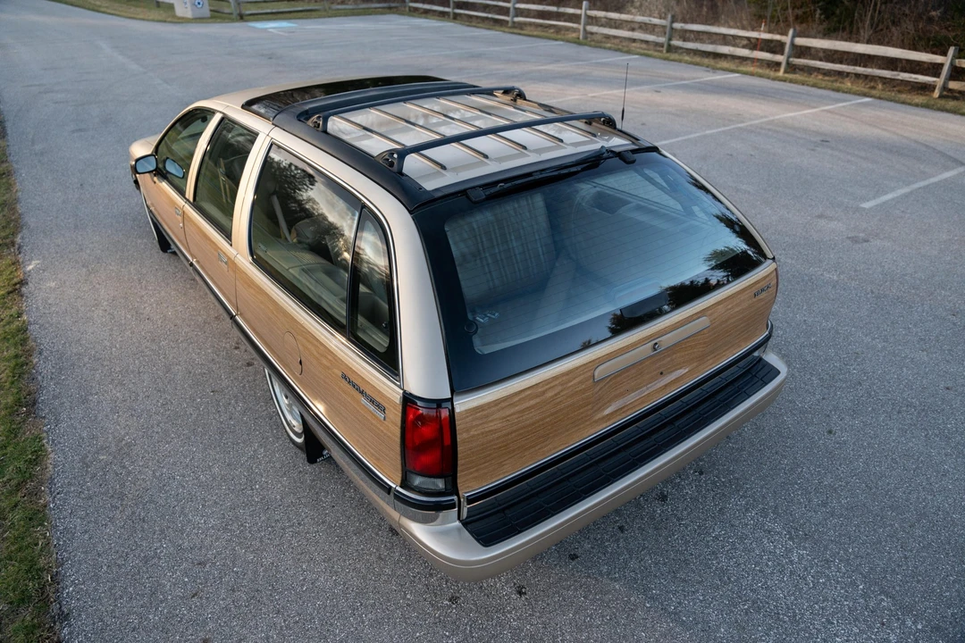 1994 Buick Roadmaster - Image 12 of 31