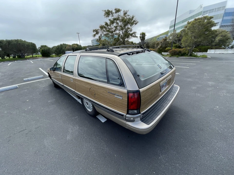 1994 Buick Roadmaster - Image 29 of 31
