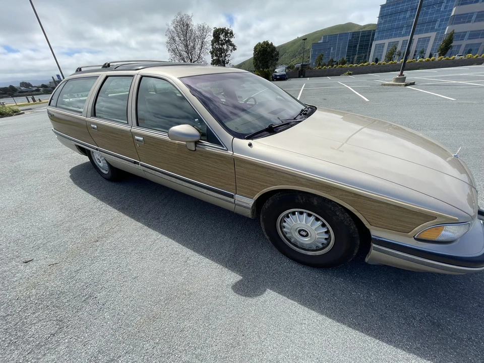 1994 Buick Roadmaster - Image 23 of 31