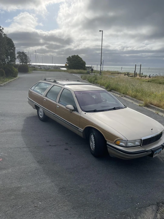 1994 Buick Roadmaster - Image 4 of 31
