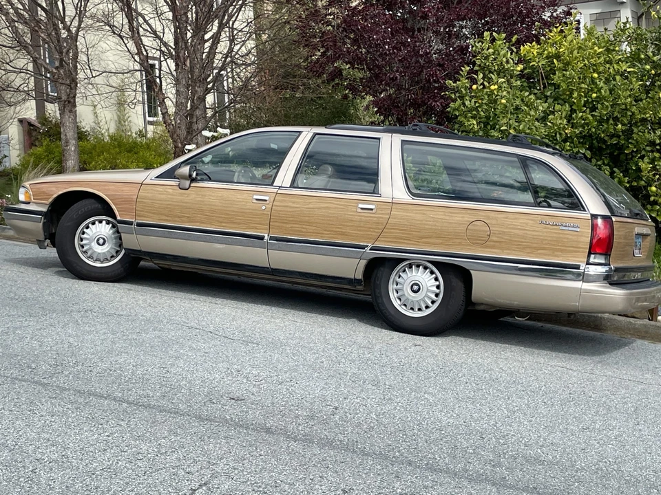1994 Buick Roadmaster - Image 30 of 31