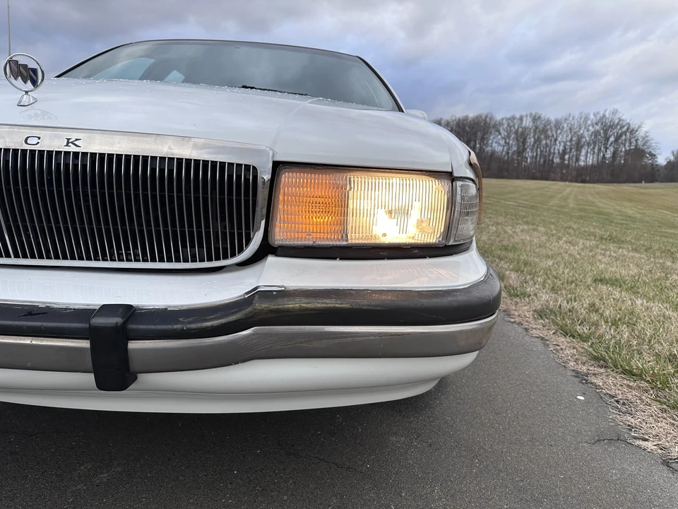 1994 Buick Roadmaster - Image 15 of 31