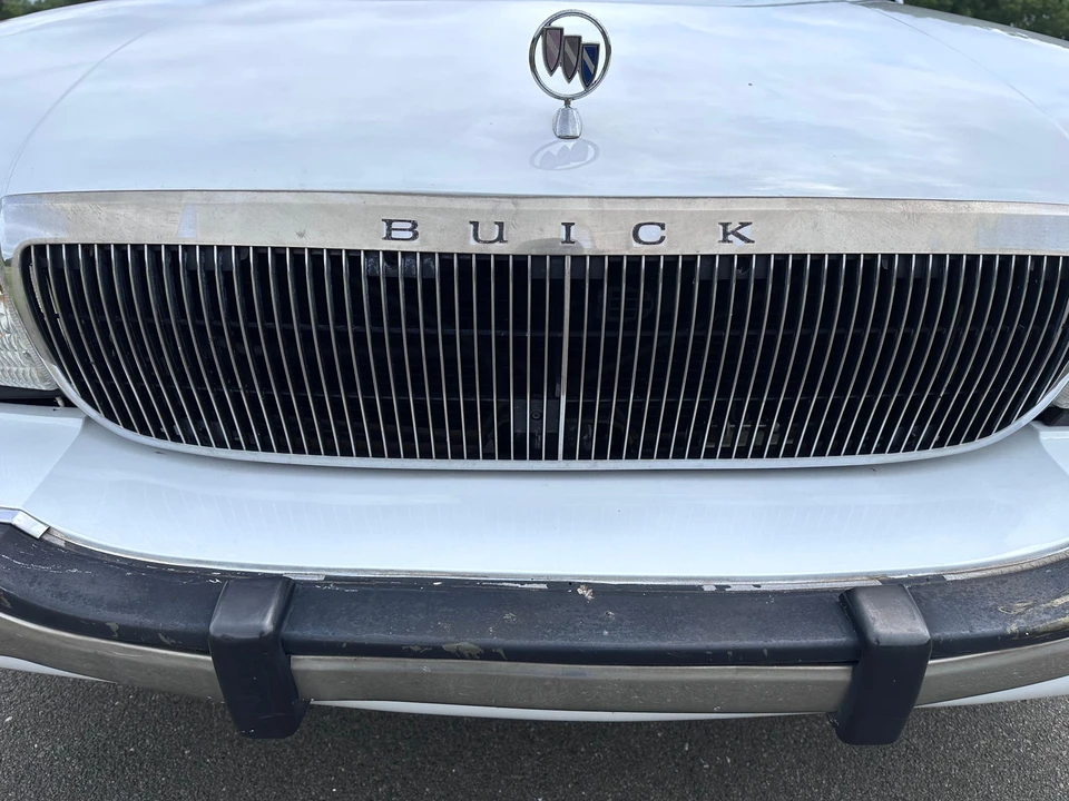 1994 Buick Roadmaster - Image 21 of 31