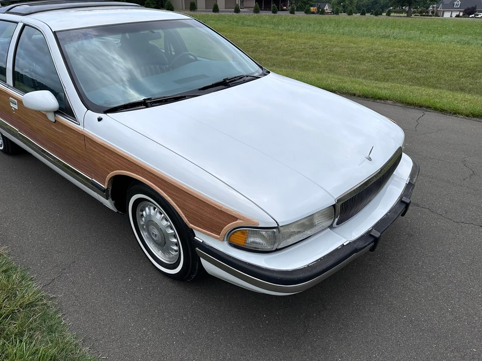 1994 Buick Roadmaster - Image 16 of 31