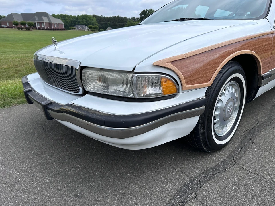 1994 Buick Roadmaster - Image 23 of 31