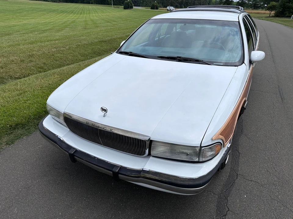 1994 Buick Roadmaster - Image 7 of 31