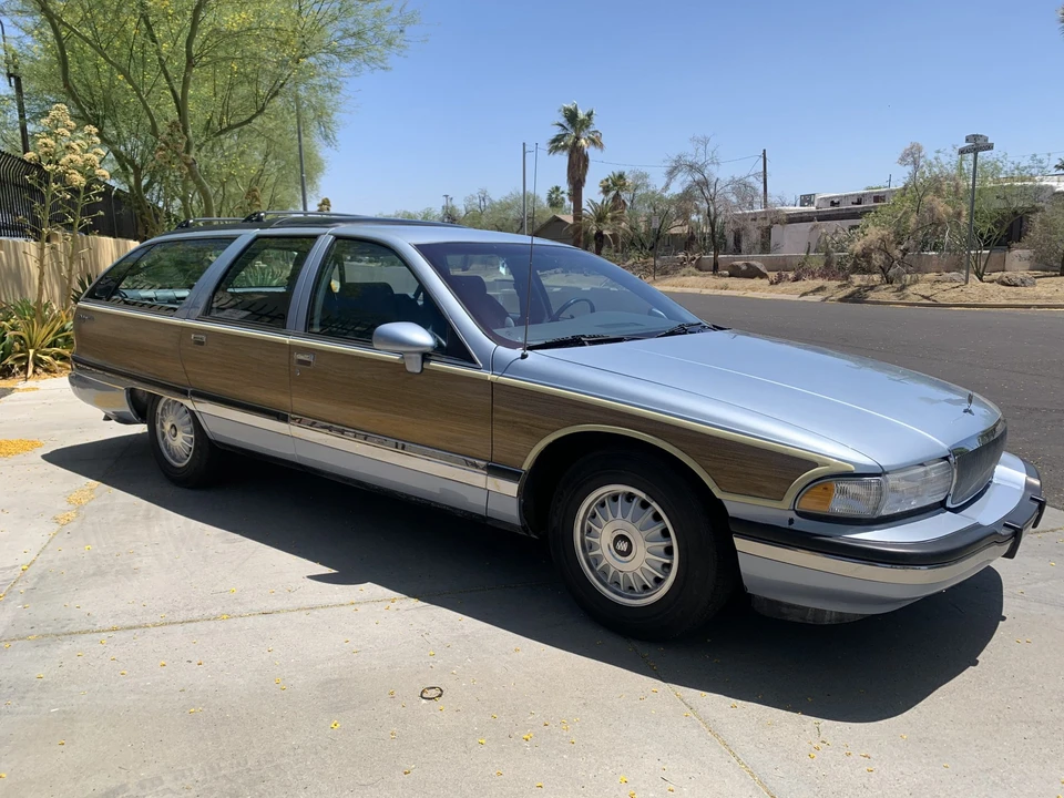 1994 Buick Roadmaster - Image 16 of 31