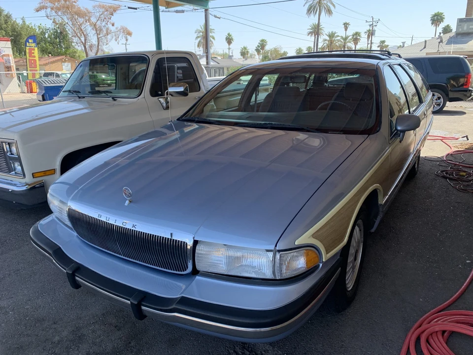 1994 Buick Roadmaster - Image 7 of 31