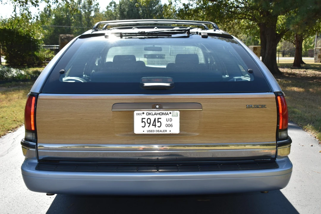 1994 Buick Roadmaster - Image 18 of 31