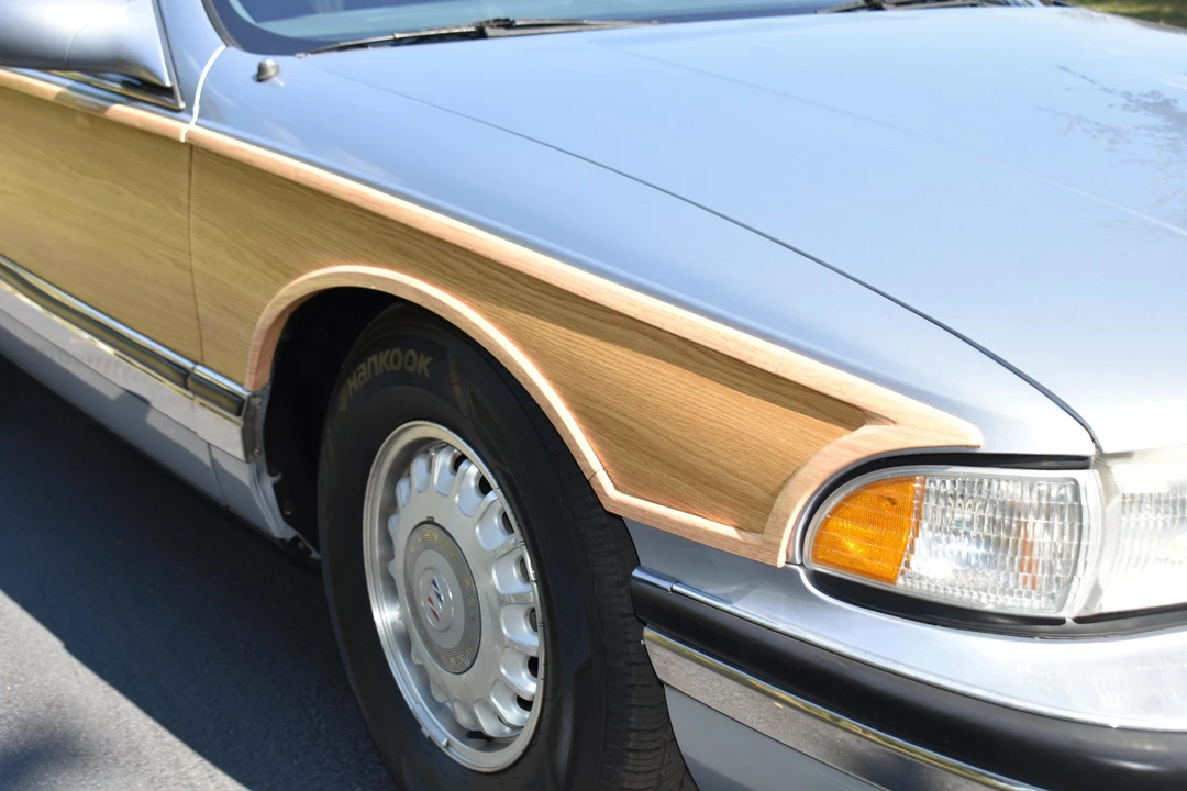 1994 Buick Roadmaster - Image 27 of 31
