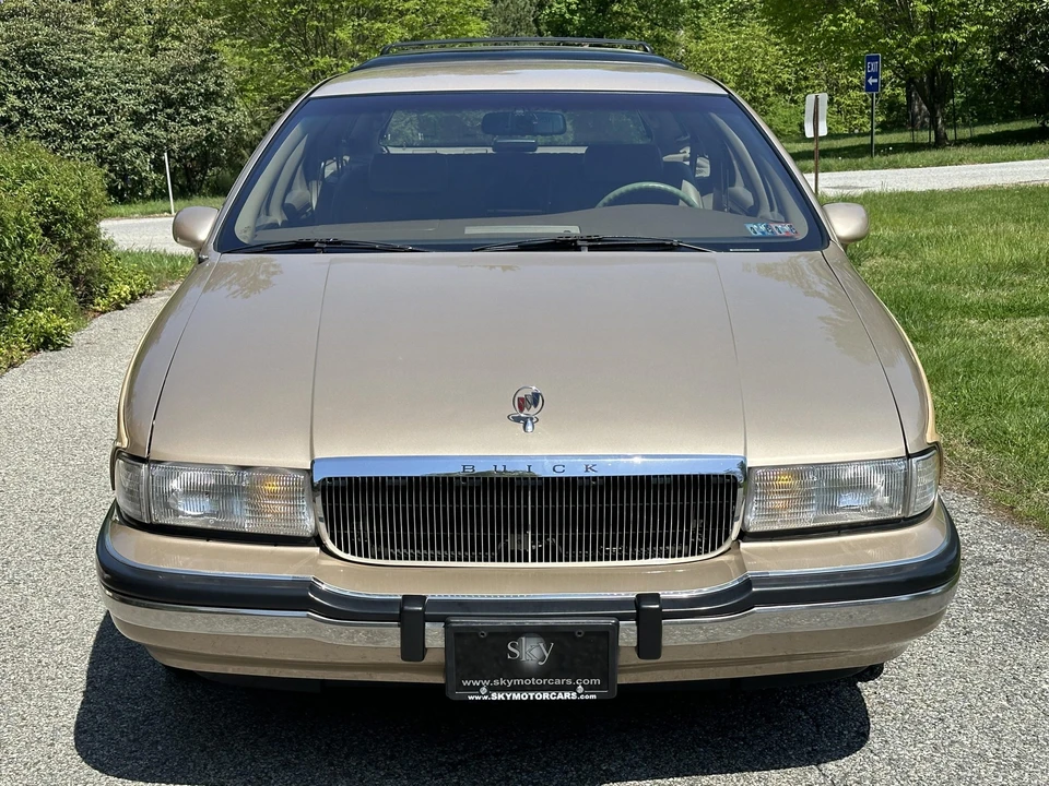 1994 Buick Roadmaster - Image 22 of 31