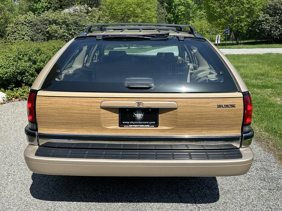 1994 Buick Roadmaster - Image 17 of 31