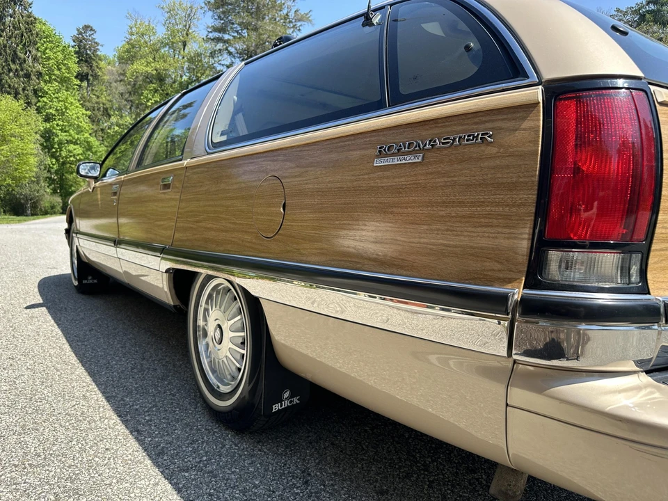 1994 Buick Roadmaster - Image 31 of 31
