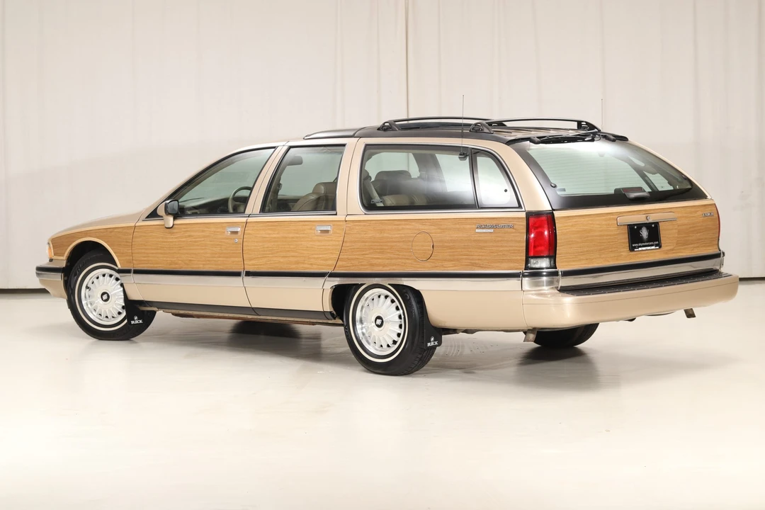 1994 Buick Roadmaster - Image 3 of 31