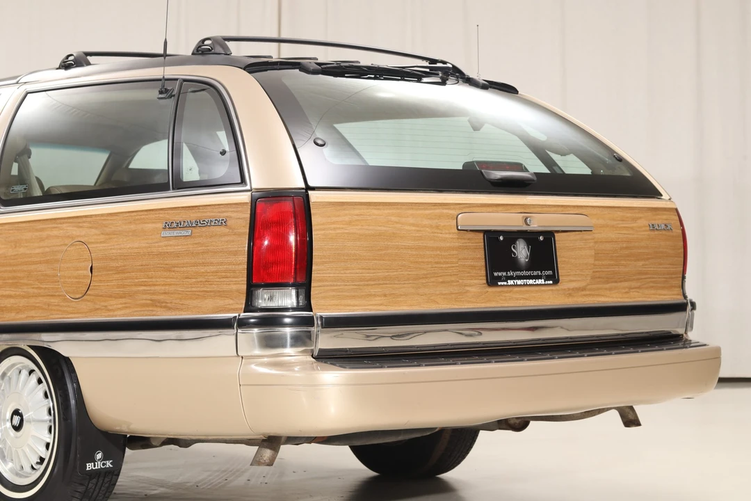 1994 Buick Roadmaster - Image 30 of 31
