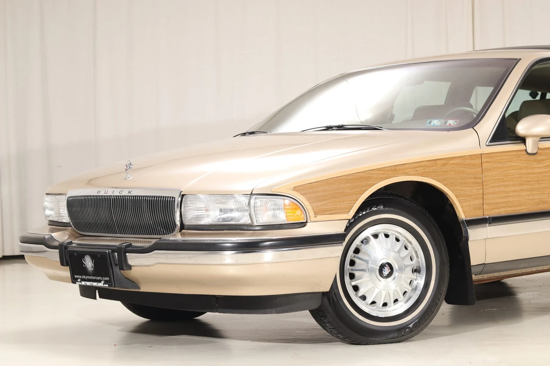 1994 Buick Roadmaster - Image 24 of 31