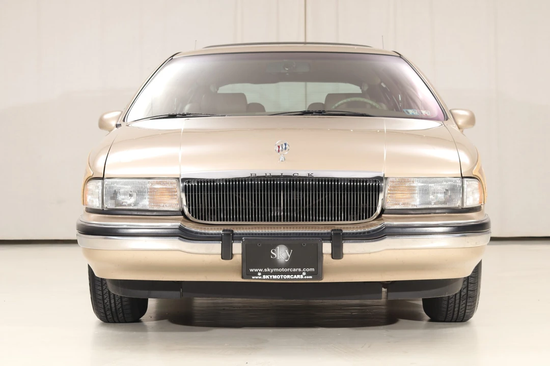 1994 Buick Roadmaster - Image 13 of 31