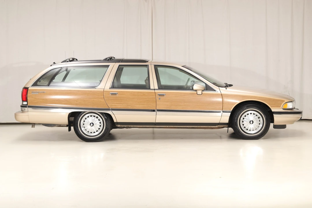 1994 Buick Roadmaster - Image 9 of 31