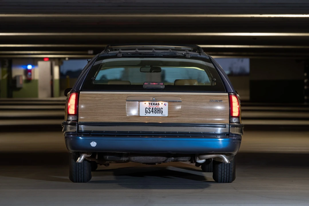 1994 Buick Roadmaster - Image 17 of 31