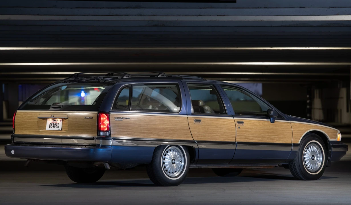 1994 Buick Roadmaster - Image 15 of 31