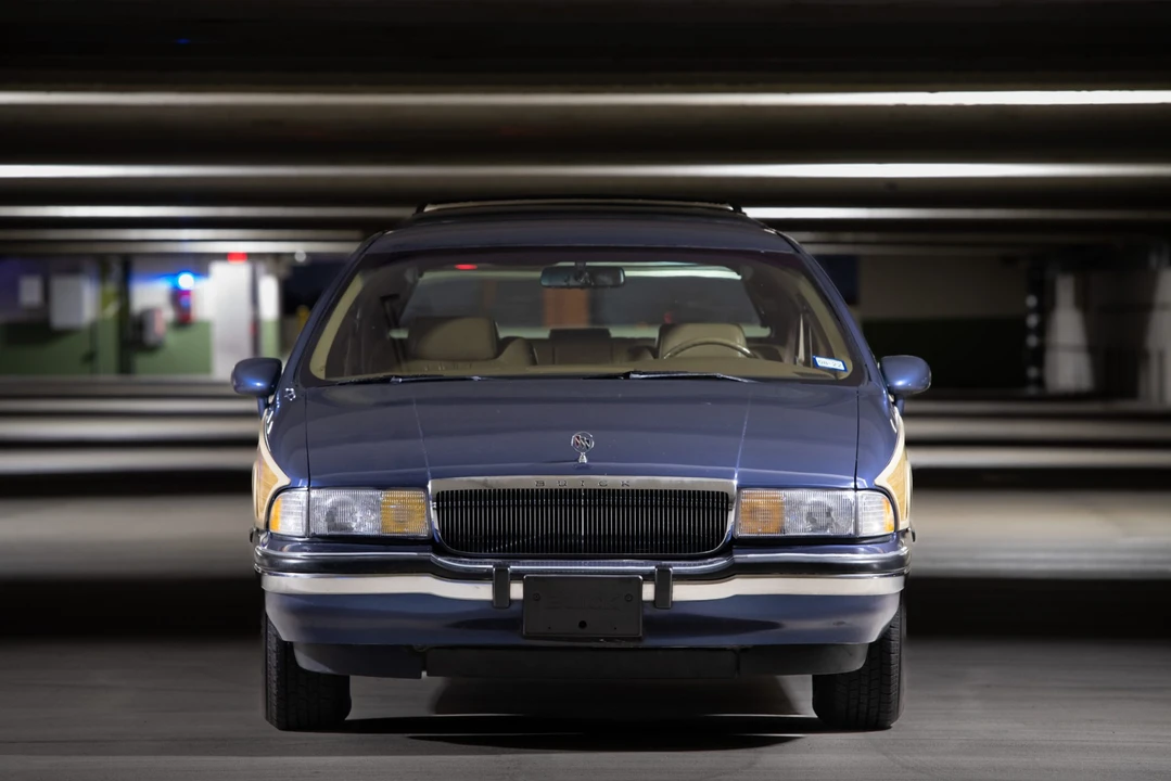 1994 Buick Roadmaster - Image 12 of 31
