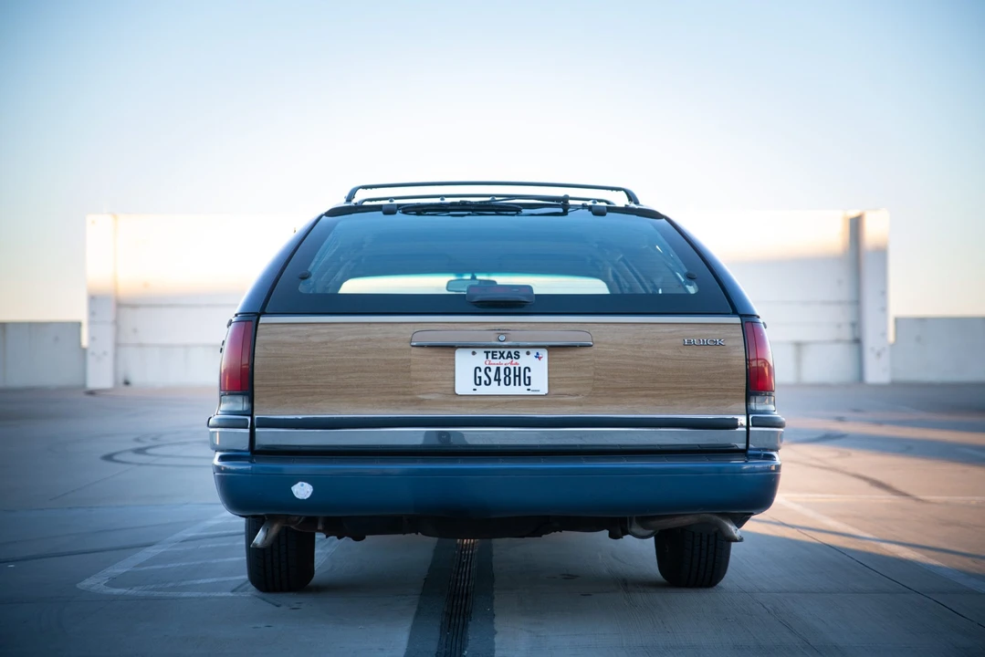 1994 Buick Roadmaster - Image 6 of 31