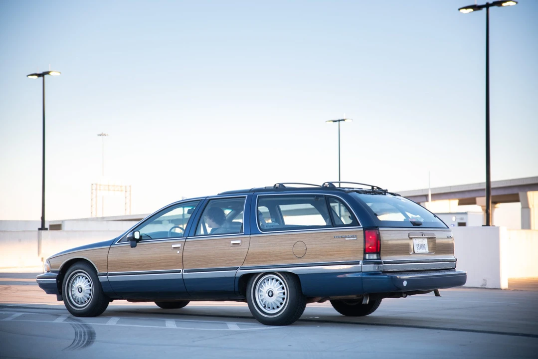 1994 Buick Roadmaster - Image 7 of 31