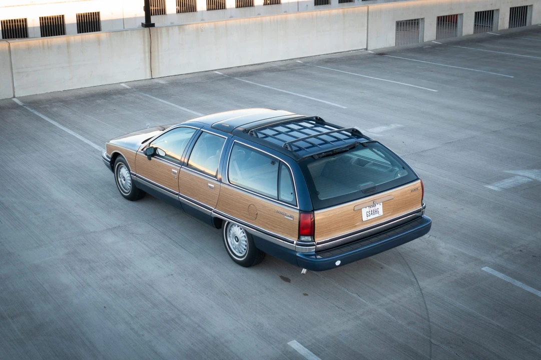 1994 Buick Roadmaster - Image 26 of 31