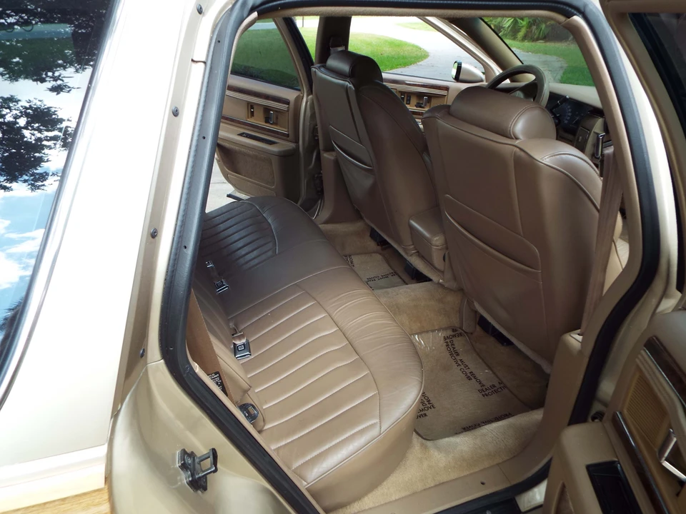 1994 Buick Roadmaster - Image 30 of 31