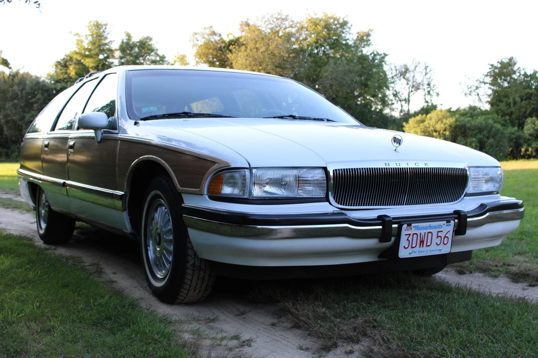 1994 Buick Roadmaster - Image 17 of 31