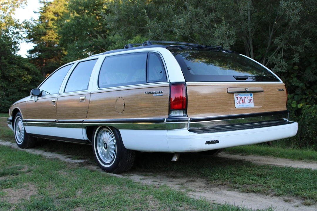 1994 Buick Roadmaster - Image 31 of 31