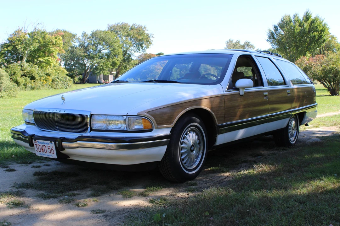 1994 Buick Roadmaster - Image 5 of 31