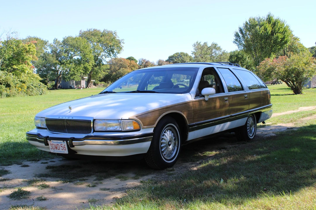 1994 Buick Roadmaster - Image 8 of 31