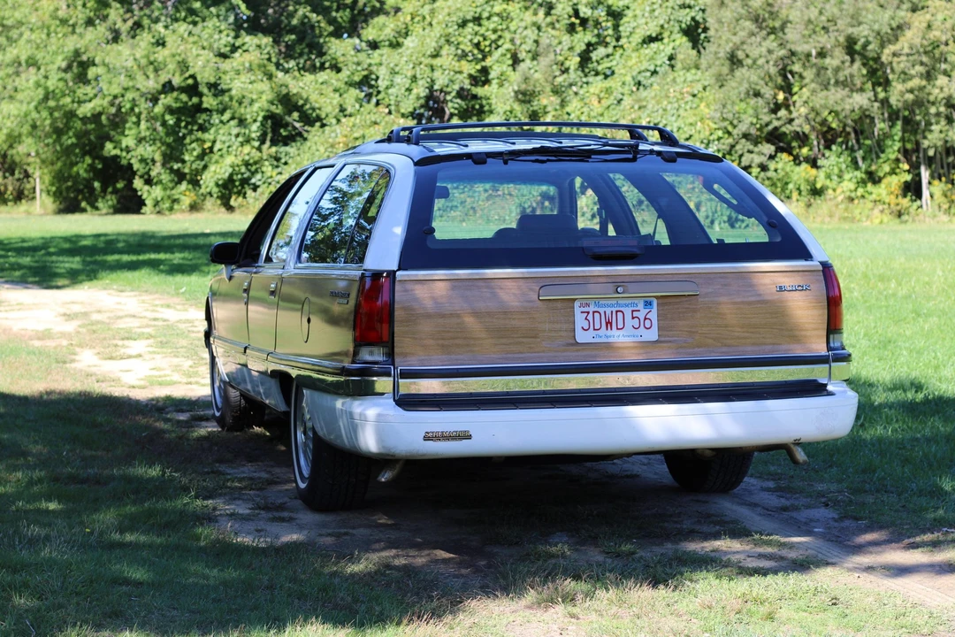 1994 Buick Roadmaster - Image 29 of 31