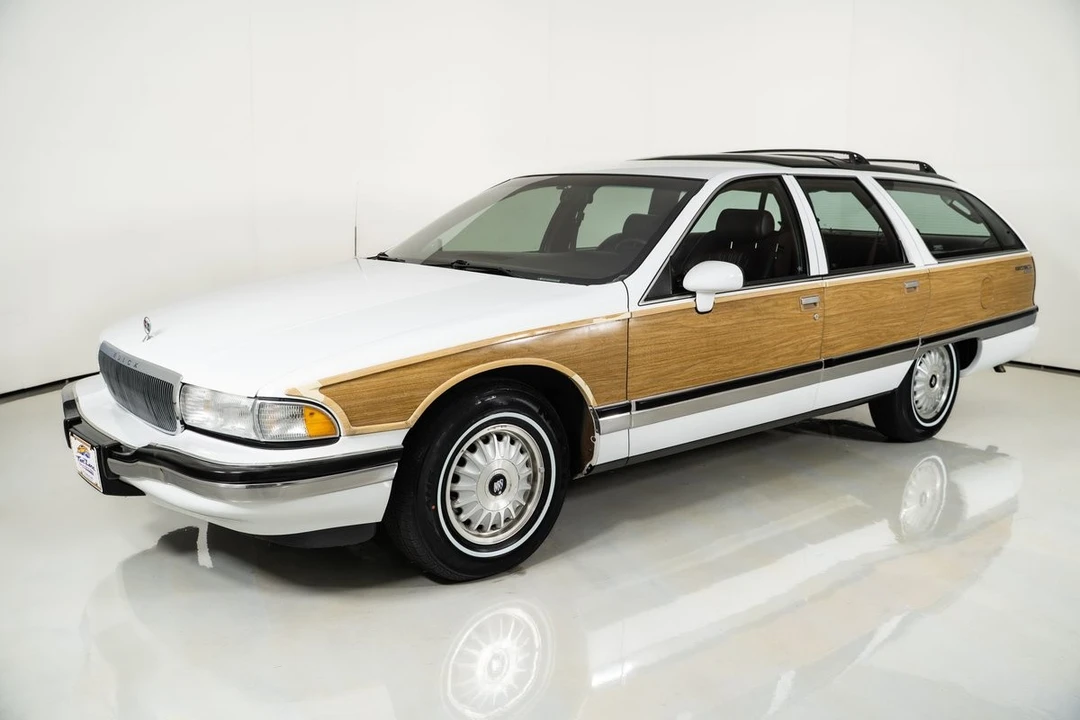 1994 Buick Roadmaster - Image 5 of 31