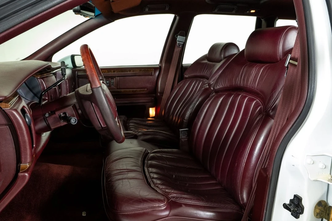 1994 Buick Roadmaster - Image 19 of 31