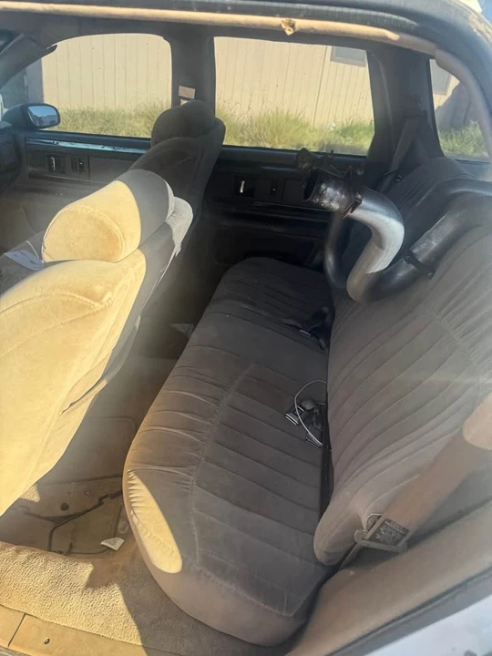 1994 Buick Roadmaster - Image 6 of 10