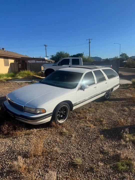 1994 Buick Roadmaster - Image 3 of 10