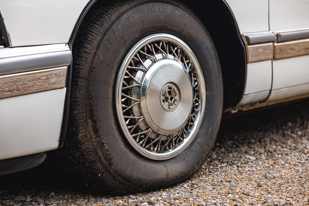 1994 Buick Roadmaster - Image 19 of 31