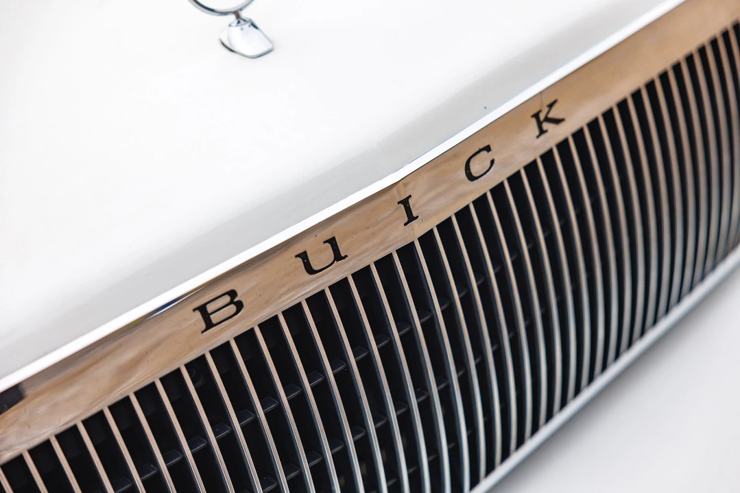 1994 Buick Roadmaster - Image 16 of 31