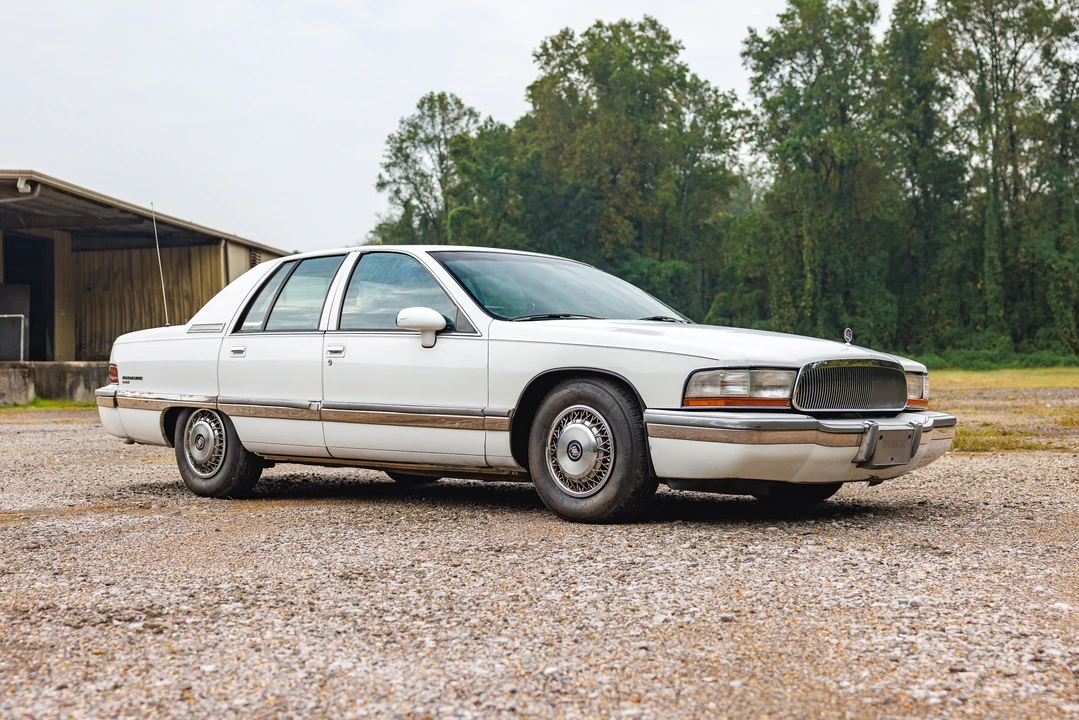 1994 Buick Roadmaster - Image 7 of 31