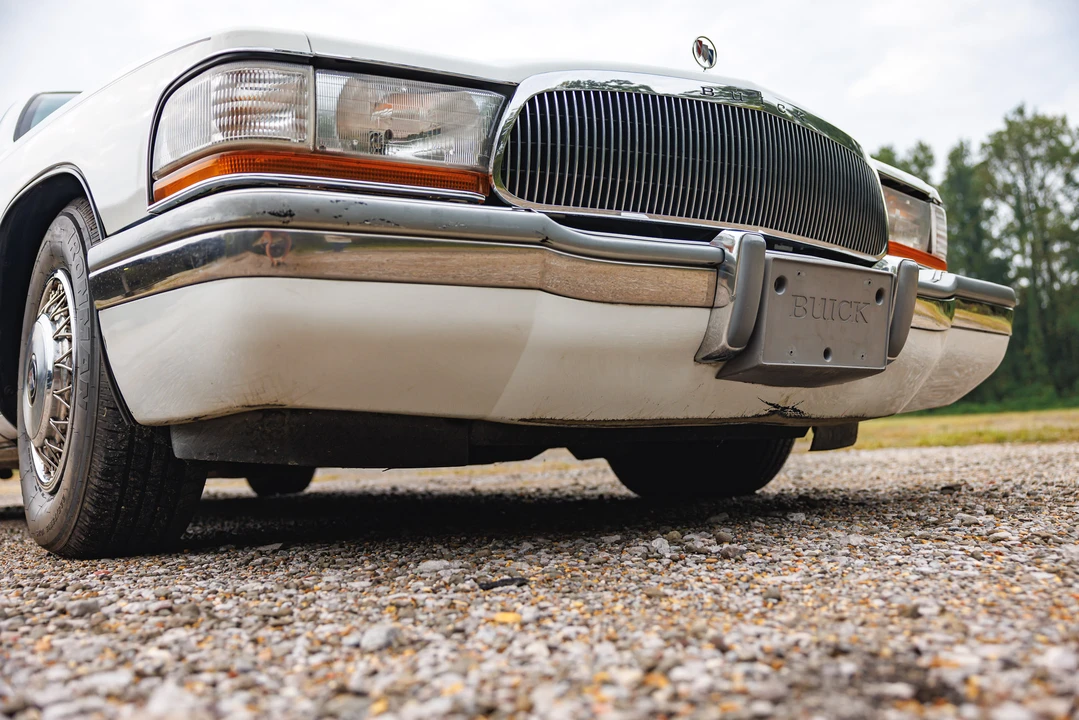1994 Buick Roadmaster - Image 15 of 31